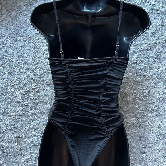 H&M Black Ruffle Bodysuit - Picture 3 of 5